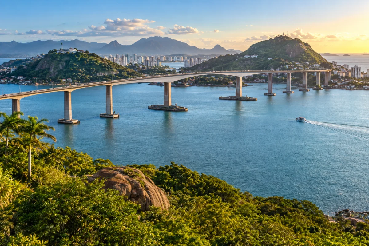 Terceira Ponte e a baía de Vitória
